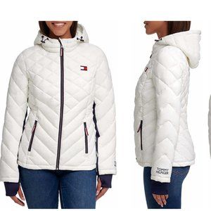 Tommy Hilfiger Women's Packable Hooded Puffer Jacket white